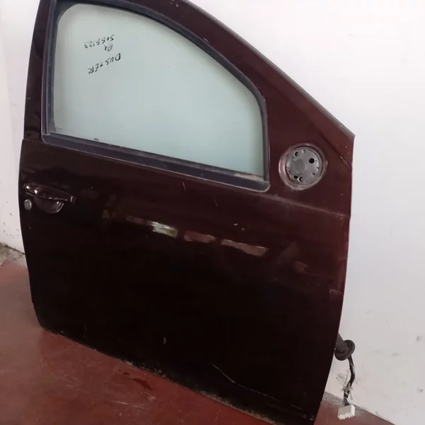 Porta anteriore destra Dacia Duster (2013 – 2018) 1.5 80 KW diesel 801006719R K9KG6