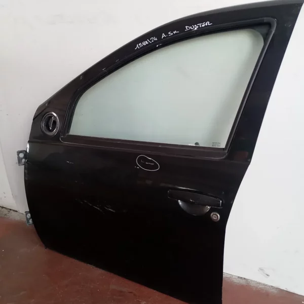 Porta anteriore sinistra Dacia Duster 4×4 (2018 – 2022) 1.5 80 KW diesel 801019736R K9K R8