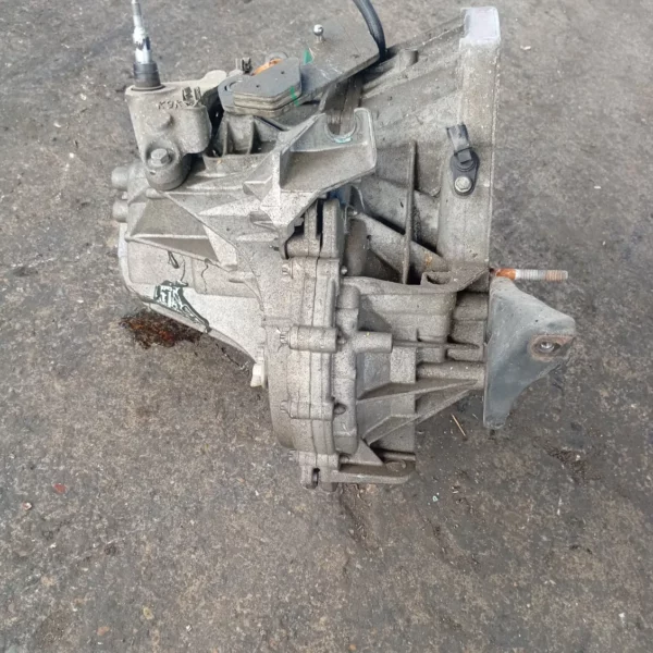 Cambio completo Renault Clio 3a Serie (2005 – 2009) 1.5 78 KW diesel 7701477492 K9K N7