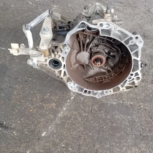 Cambio completo Opel Corsa (2000 – 2006) 1.3 51 KW diesel 55565132 Z13DT