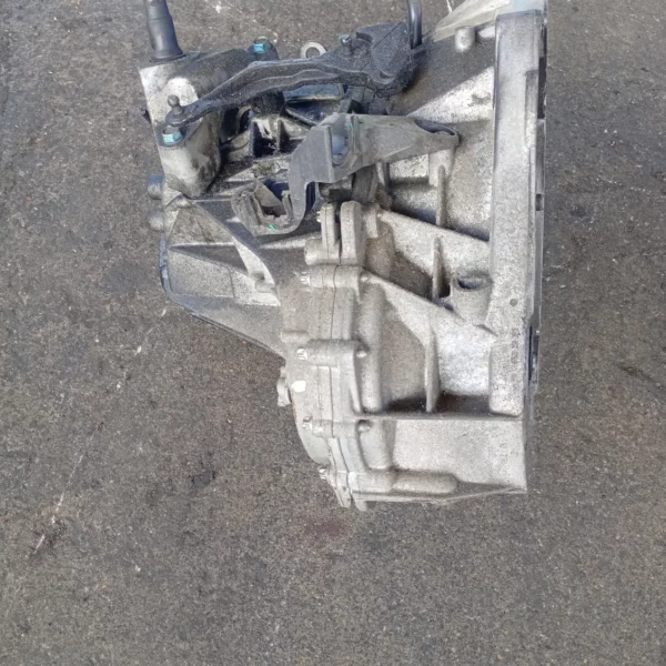 Cambio completo Nissan Qashqai (2014 – 2018) 1.6 120 KW benzina 3201001Q9F MR16
