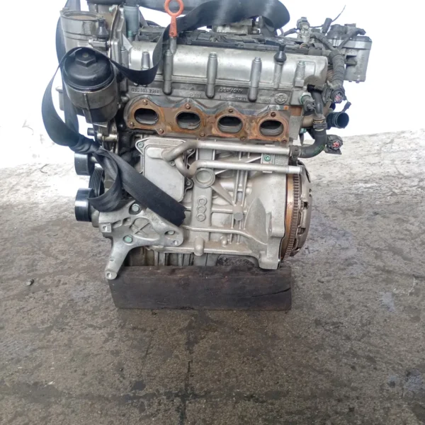 Motore completo Volkswagen Golf (2003 – 2009) 1.6 85 KW benzina BAG
