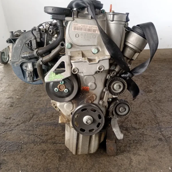Motore completo Volkswagen Golf (2003 – 2009) 1.6 85 KW benzina BAG