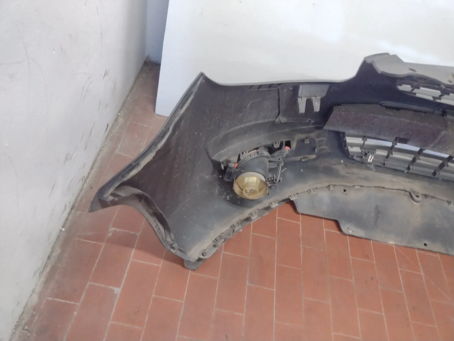 Paraurti anteriore Opel Corsa (2006 – 2011) 1.2 63 KW benzina 93189721 A12XER