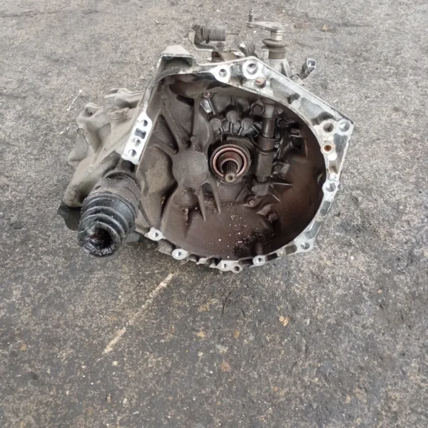 Cambio completo Toyota Aygo 1a Serie 2010 1.0 50 KW benzina 303000H010 1KR FE