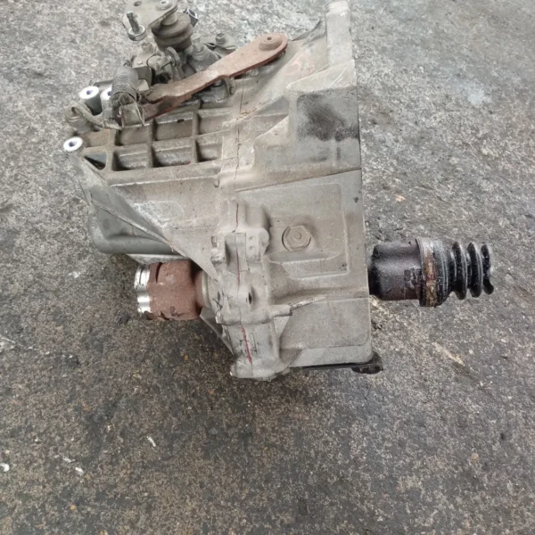 Cambio completo Toyota Aygo 1a Serie 2010 1.0 50 KW benzina 303000H010 1KR FE