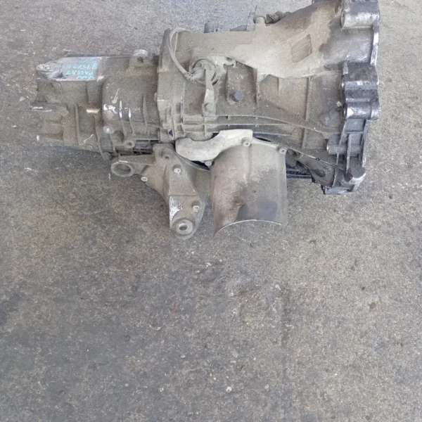 Cambio completo Volkswagen Passat (2000 – 2006) 1.9 96 KW diesel 01E300049TX AWX