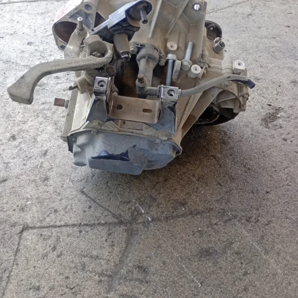 Cambio completo Volkswagen Polo (2009 – 2014) 1.2 44 KW benzina 02T300058CX CGP