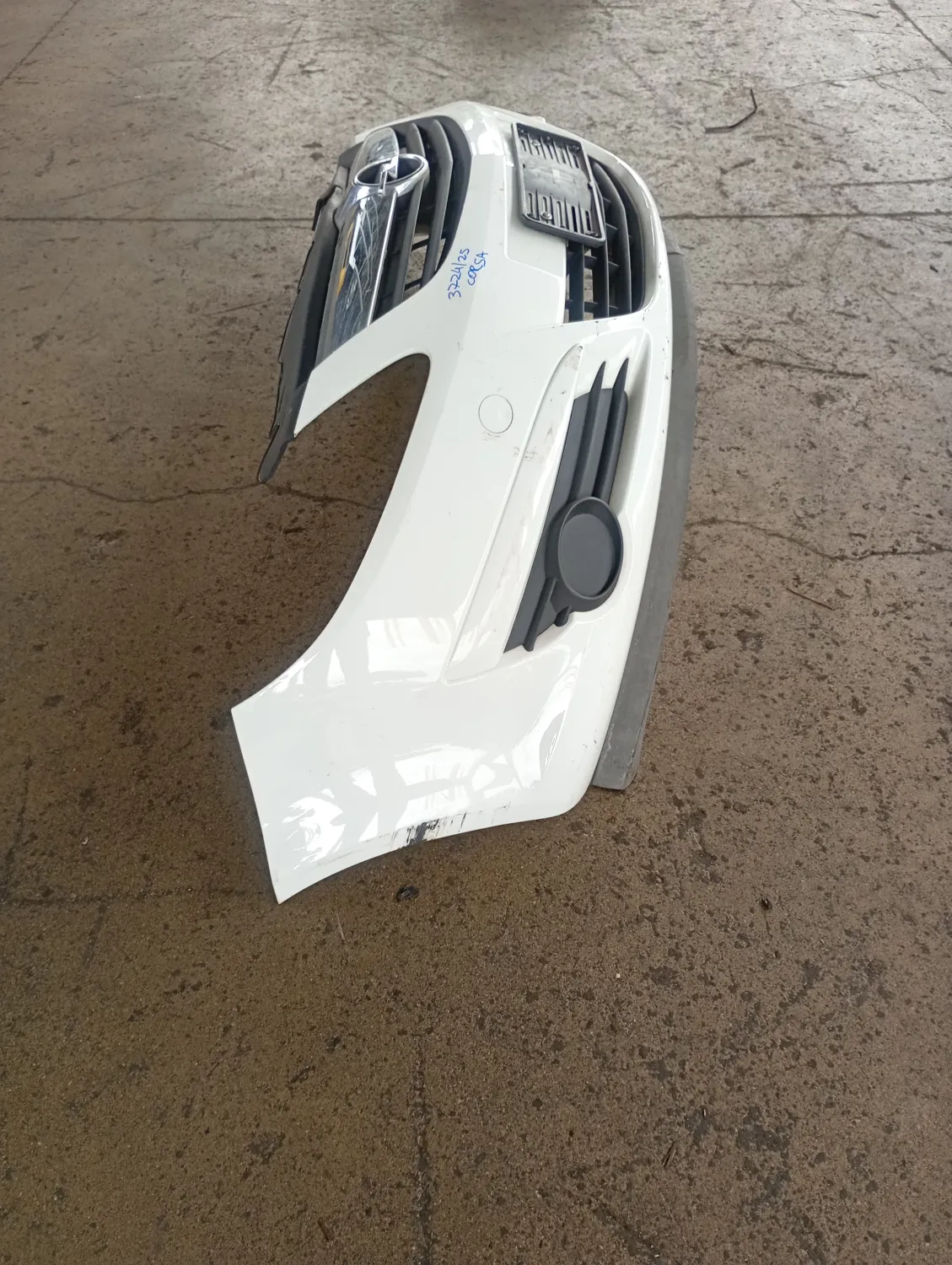 Paraurti anteriore Opel Corsa (2006 – 2011) 1.2 63 KW benzina 93190978 A12XER
