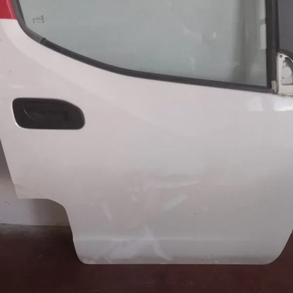 Porta anteriore destra Nissan Nv200 (2009 – oggi) 1.5 66 KW diesel H0100BJ0MA K9K