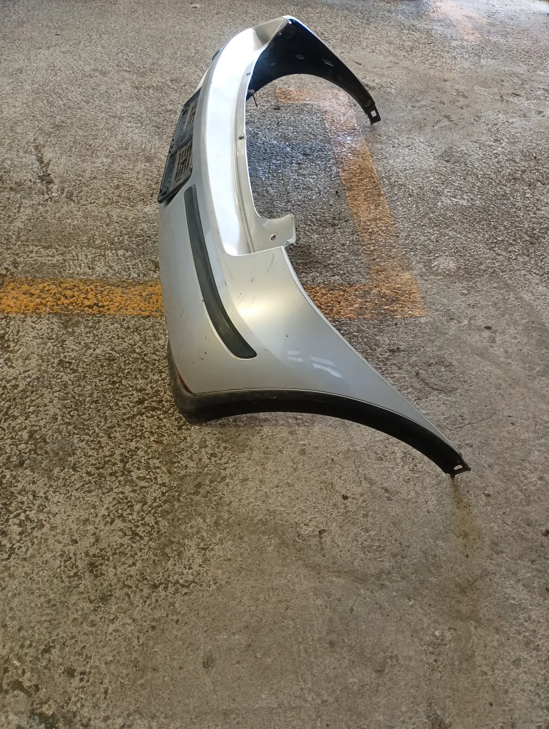 Paraurti posteriore Opel Corsa (2000 – 2006) 1.3 51 KW diesel 93177705 Z13DT