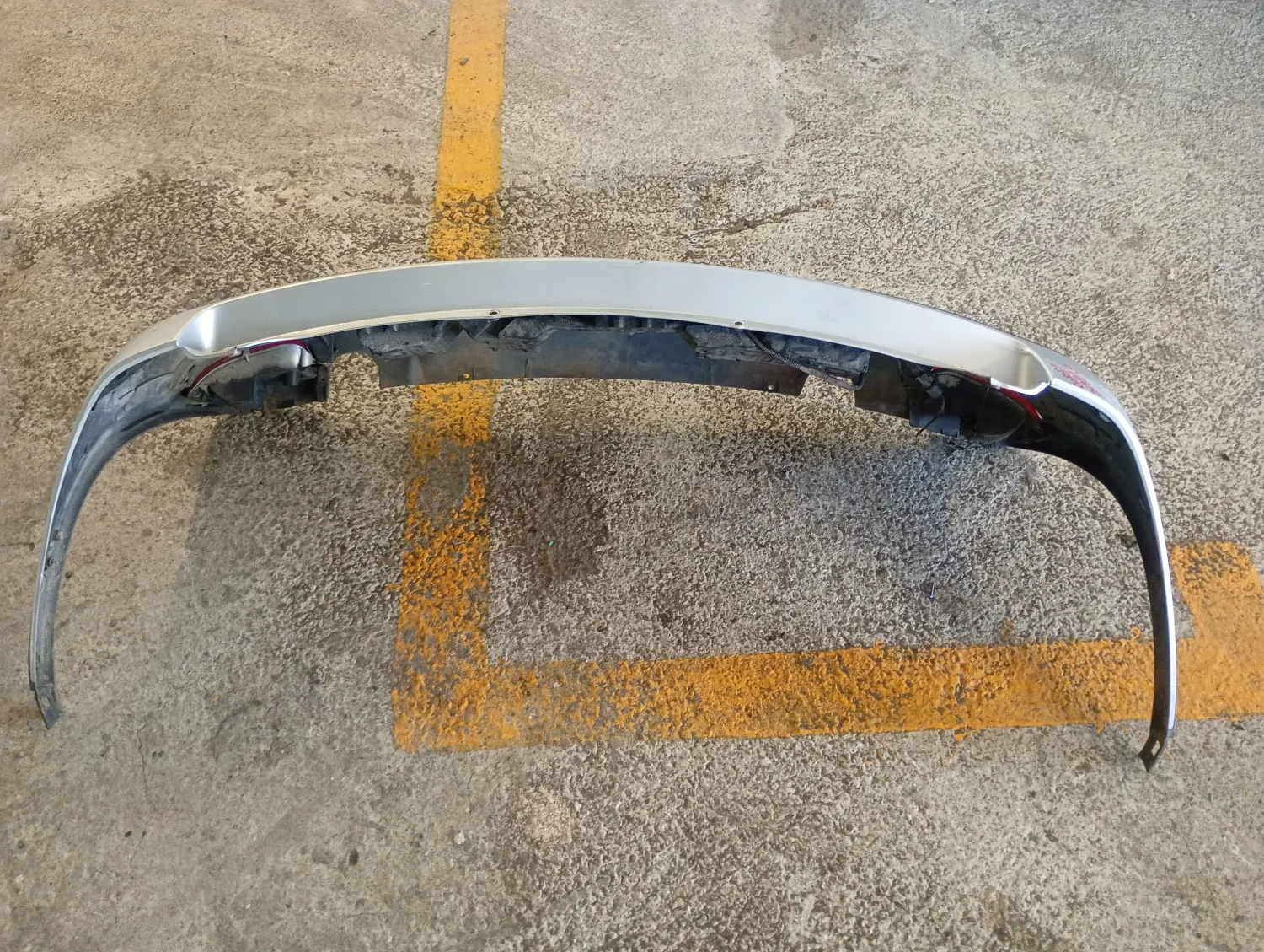 Paraurti posteriore Opel Corsa (2000 – 2006) 1.3 51 KW diesel 93177705 Z13DT