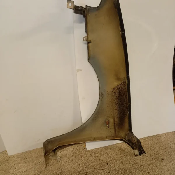 Parafango anteriore destra Alfa Romeo 147 (2000 – 2006) 1.9 85 KW diesel 46547294 937A2000