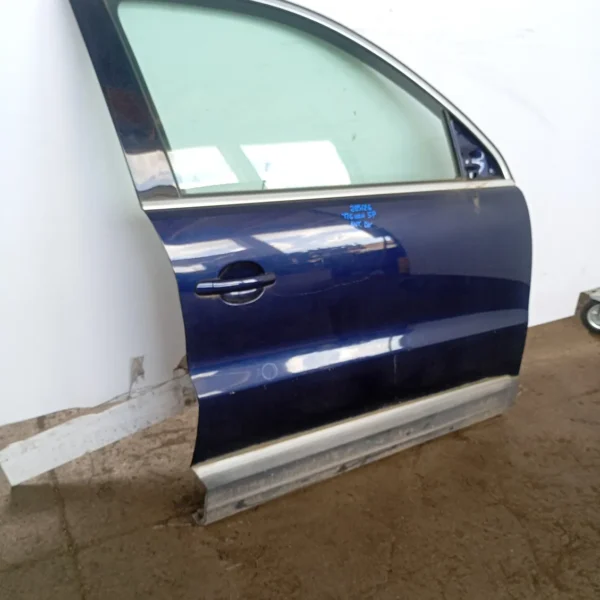 Porta anteriore destra Volkswagen Tiguan (2011 – 2016) 2.0 103 KW diesel 5N0831056B CFF