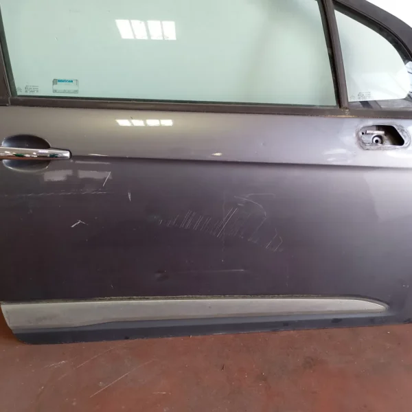 Porta anteriore destra Ds DS3 (2009 – 2016) 1.4 70 KW benzina 9800008180 8FP
