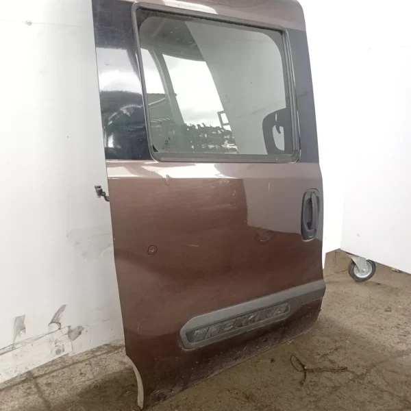 Porta scorrevole post. destra Fiat Doblo’ (2015 – oggi) 1.6 88 KW diesel 55280444