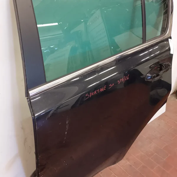 Porta posteriore sinistra Kia Sportage 4a Serie (2016 – 2019) 1.6 97 KW benzina 77003F1000 G4FD