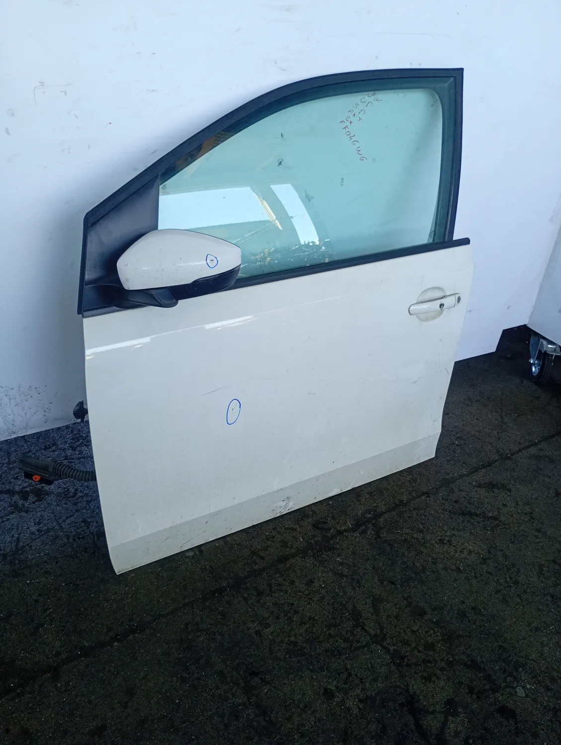 Porta anteriore sinistra Volkswagen Up! (2016 – oggi) 1.0 50 KW benzina/metano 1S3831055B CPG