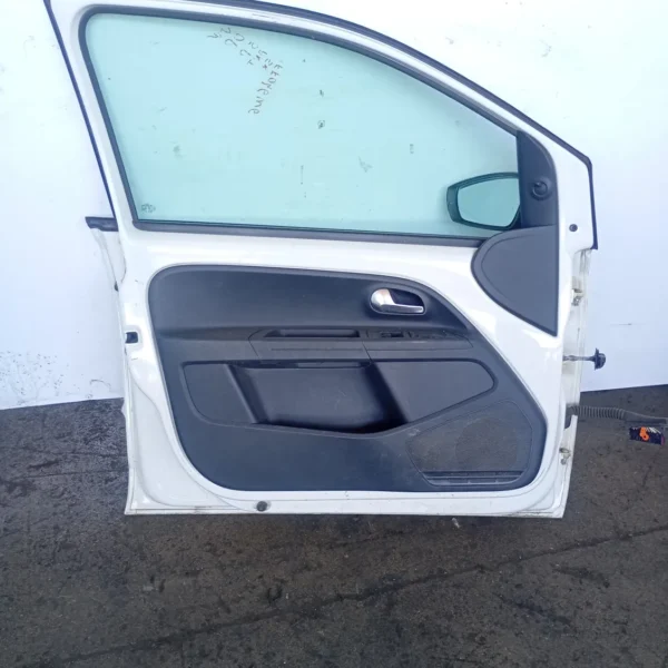 Porta anteriore sinistra Volkswagen Up! (2016 – oggi) 1.0 50 KW benzina/metano 1S3831055B CPG