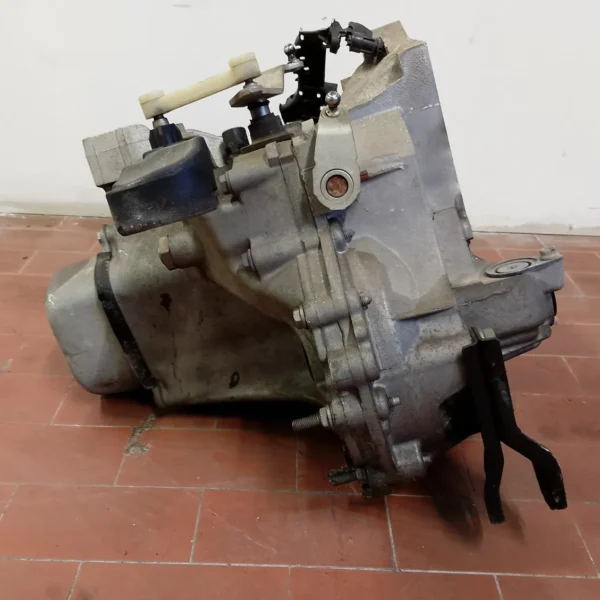 Cambio completo Citroen C3 2a Serie (2013 – 2017) 1.2 60 KW benzina 9803846280 HM01