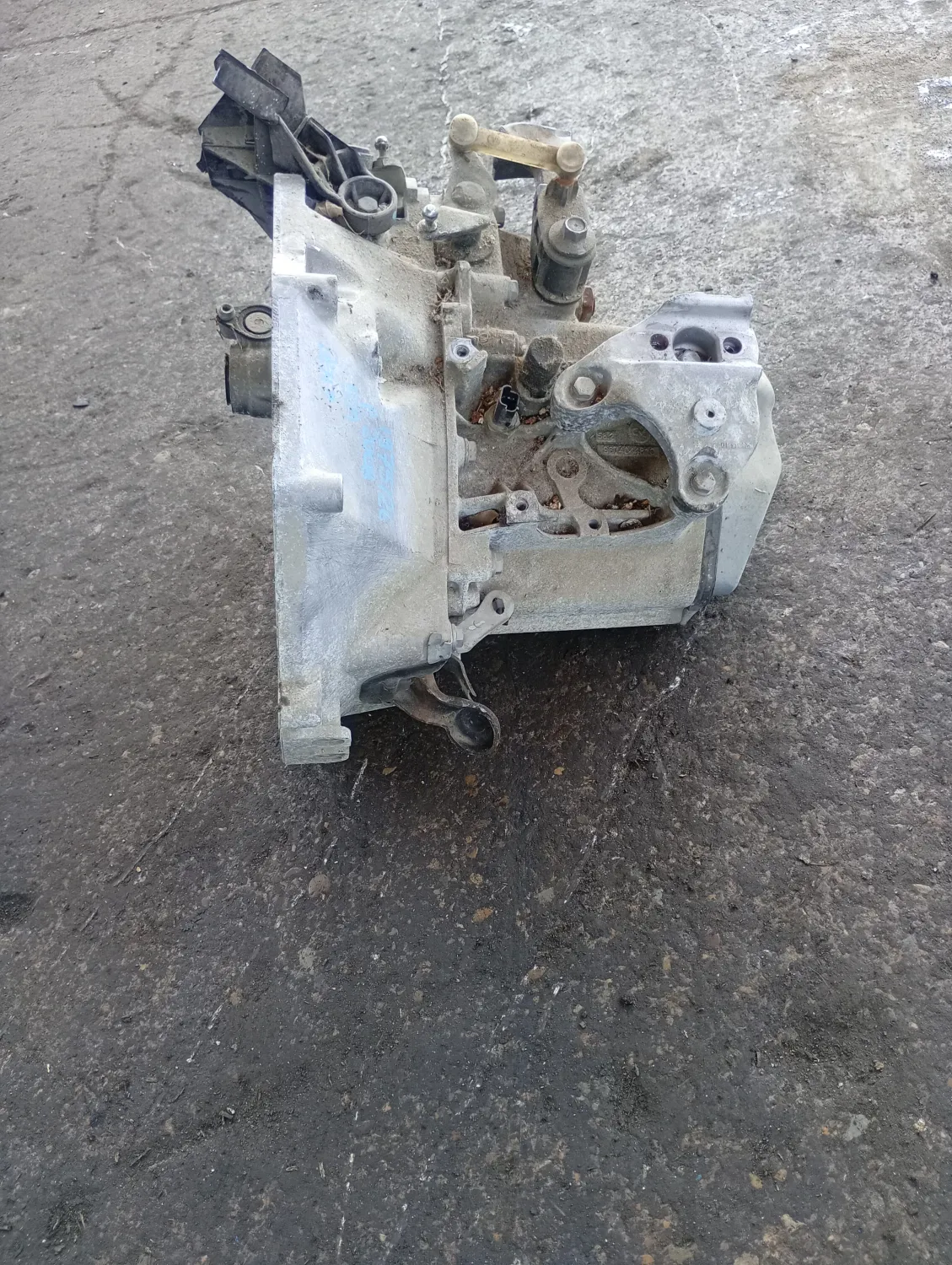 Cambio completo Peugeot 2008 (2013 – 2016) 1.2 60 KW benzina 9803846180 HM01