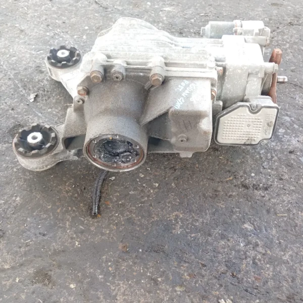 Differenziale posteriore completo Volkswagen Tiguan (2011 – 2016) 2.0 103 KW diesel 0AY525010L CFF