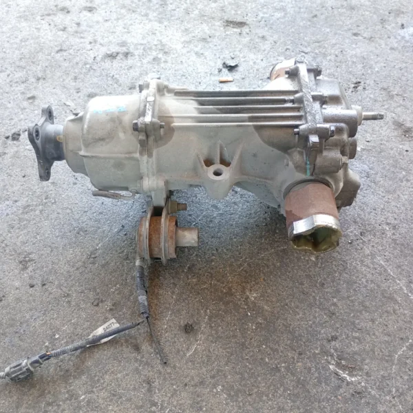 Differenziale posteriore completo Renault Koleos 4×4 (2008 – oggi) 2.0 110 KW diesel 38300JD610 M9R Z8