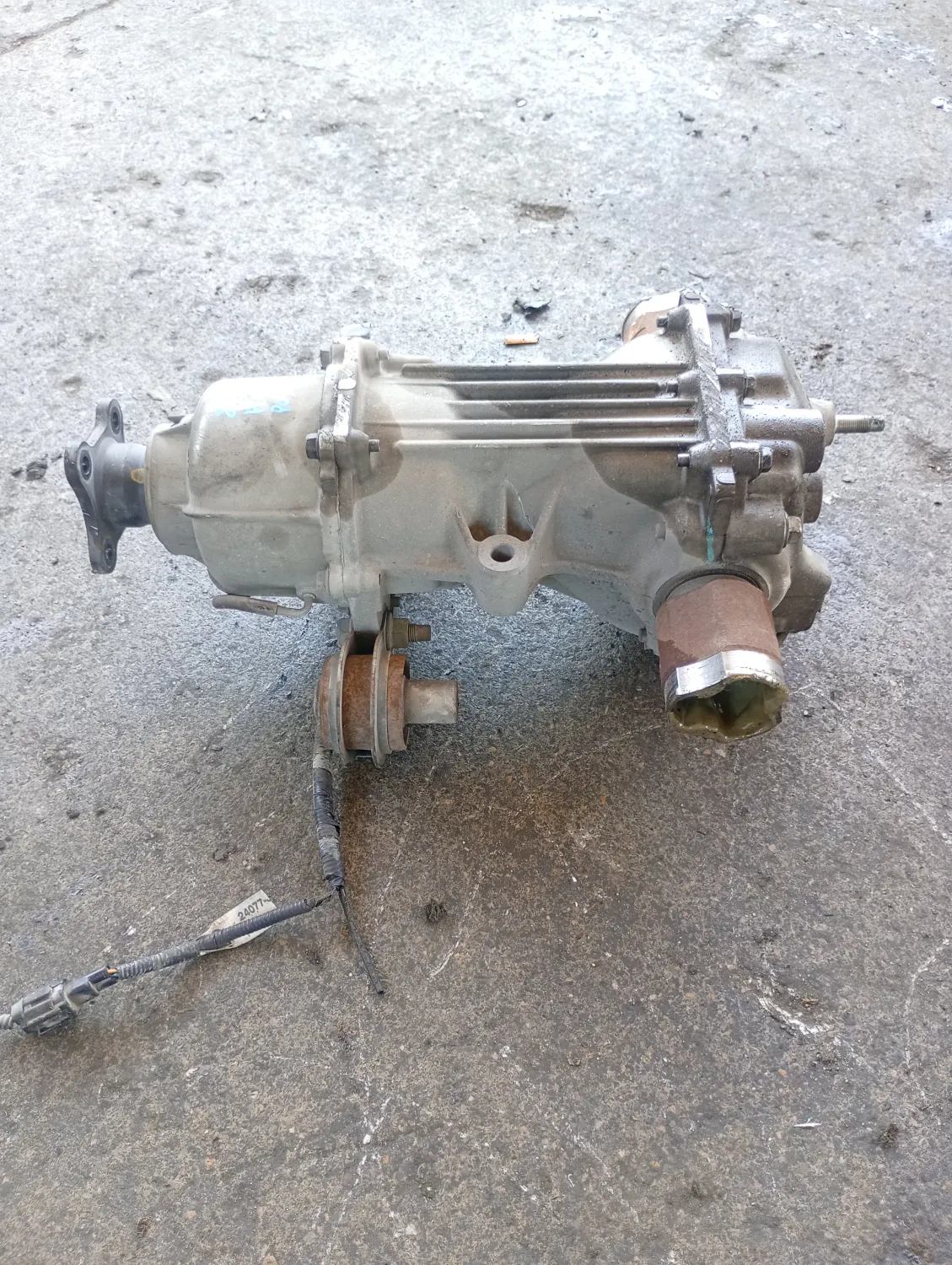 Differenziale posteriore completo Renault Koleos 4×4 (2008 – oggi) 2.0 110 KW diesel 38300JD610 M9R Z8