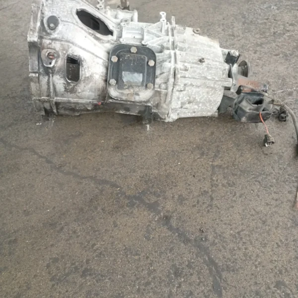 Cambio completo Iveco Daily (2000 – 2006) 8870504 8140.43N