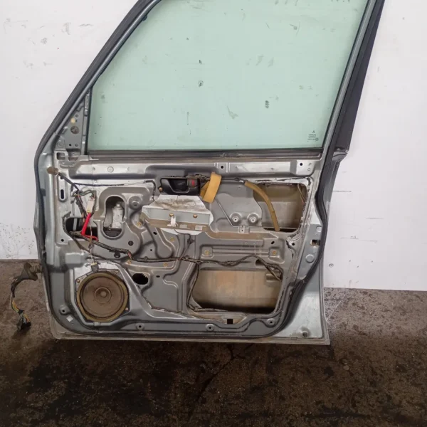Porta anteriore destra Mitsubishi Pajero Pinin (1999 – 2006) 1.8 84 KW benzina MR566672 4G93