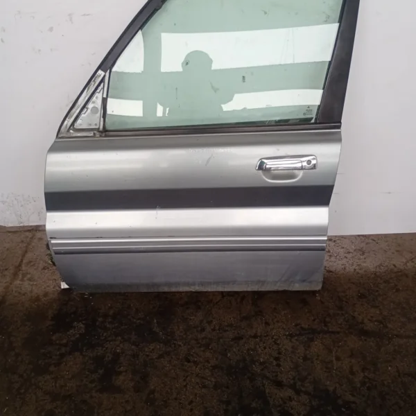 Porta anteriore sinistra Mitsubishi Pajero Pinin (1999 – 2006) 1.8 84 KW benzina MR566671 4G93