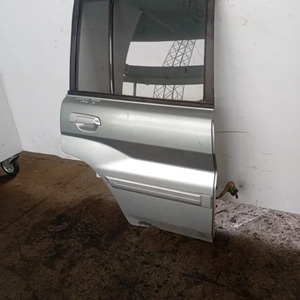 Porta posteriore destra Mitsubishi Pajero Pinin (1999 – 2006) 1.8 84 KW benzina MR566678 4G93