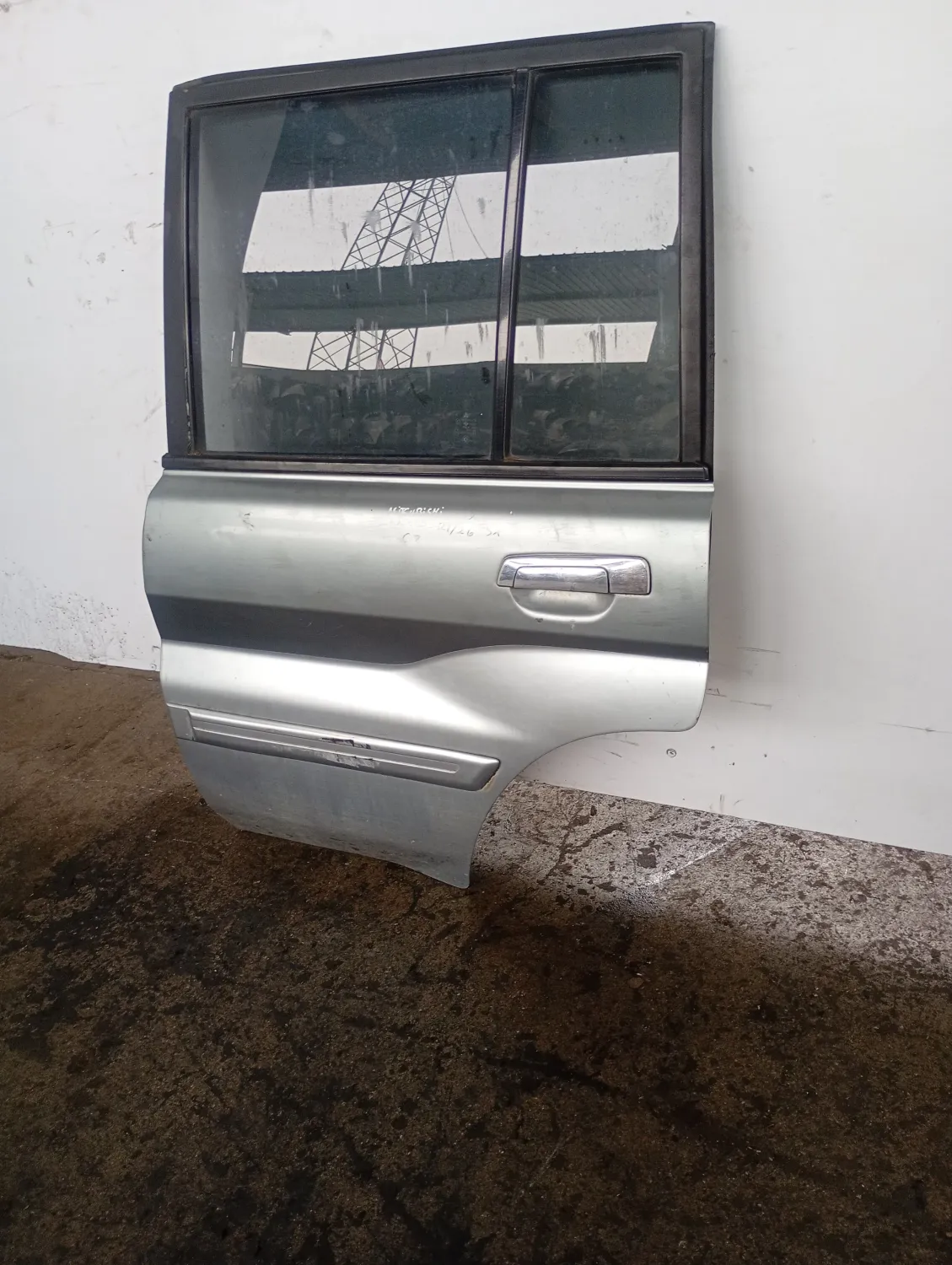 Porta posteriore sinistra Mitsubishi Pajero Pinin (1999 – 2006) 1.8 84 KW benzina MR566677 4G93