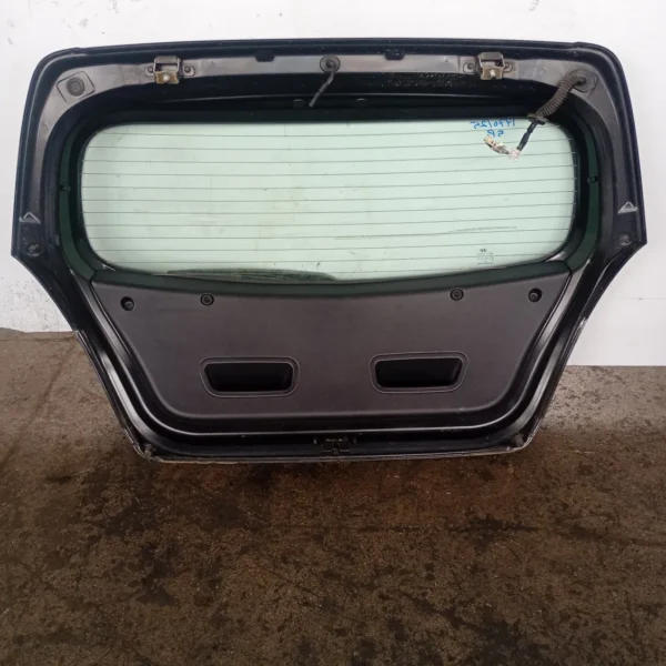 Portellone post. Hyundai I20 (2009 – 2011) 1.3 57 KW benzina 737001J060 G4LA