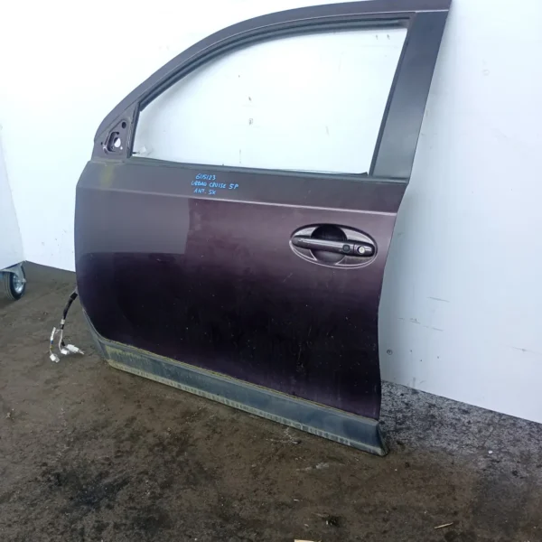 Porta anteriore sinistra Toyota Urban Cruiser (2009 – 2014) 1.3 74 KW benzina 6700252430 1NR FE