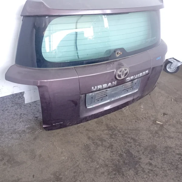 Portellone post. Toyota Urban Cruiser (2009 – 2014) 1.3 74 KW benzina 6700552B30 1NR FE