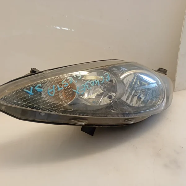 Faro ant. sinistra Ford Fiesta (2008 – 2013) 1.2 60 KW benzina 1740028 SNJB