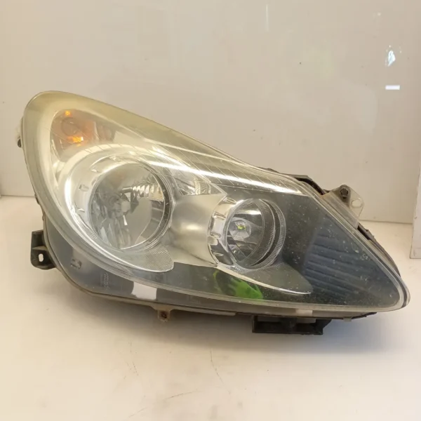 Faro ant. destra Opel Corsa (2006 – 2011) 1.3 55 KW diesel 93189366 Z13DTJ