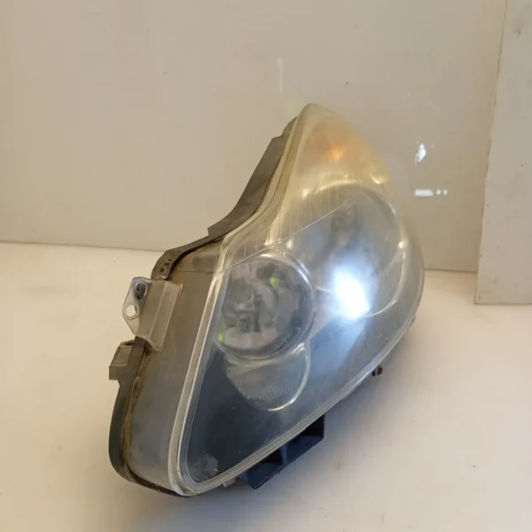 Faro ant. sinistra Opel Corsa (2006 – 2011) 1.3 55 KW diesel 93189365 Z13DTJ