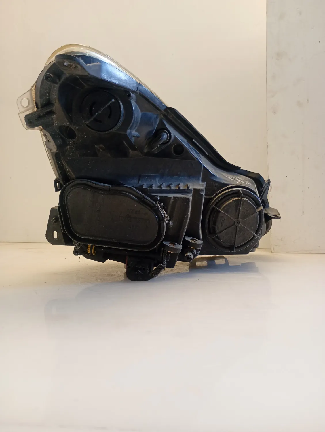 Faro ant. sinistra Opel Corsa (2006 – 2011) 1.3 55 KW diesel 93189365 Z13DTJ