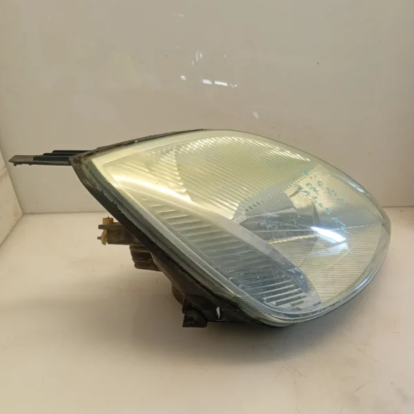 Faro ant. destra Ford Fiesta (2002 – 2005) 1.4 59 KW benzina 1415694 FXJA