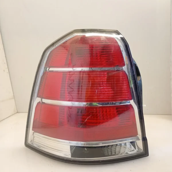 Faro posteriore sinistra Opel Zafira (2005 – oggi) 1.9 88 KW diesel 93190792 Z19DT