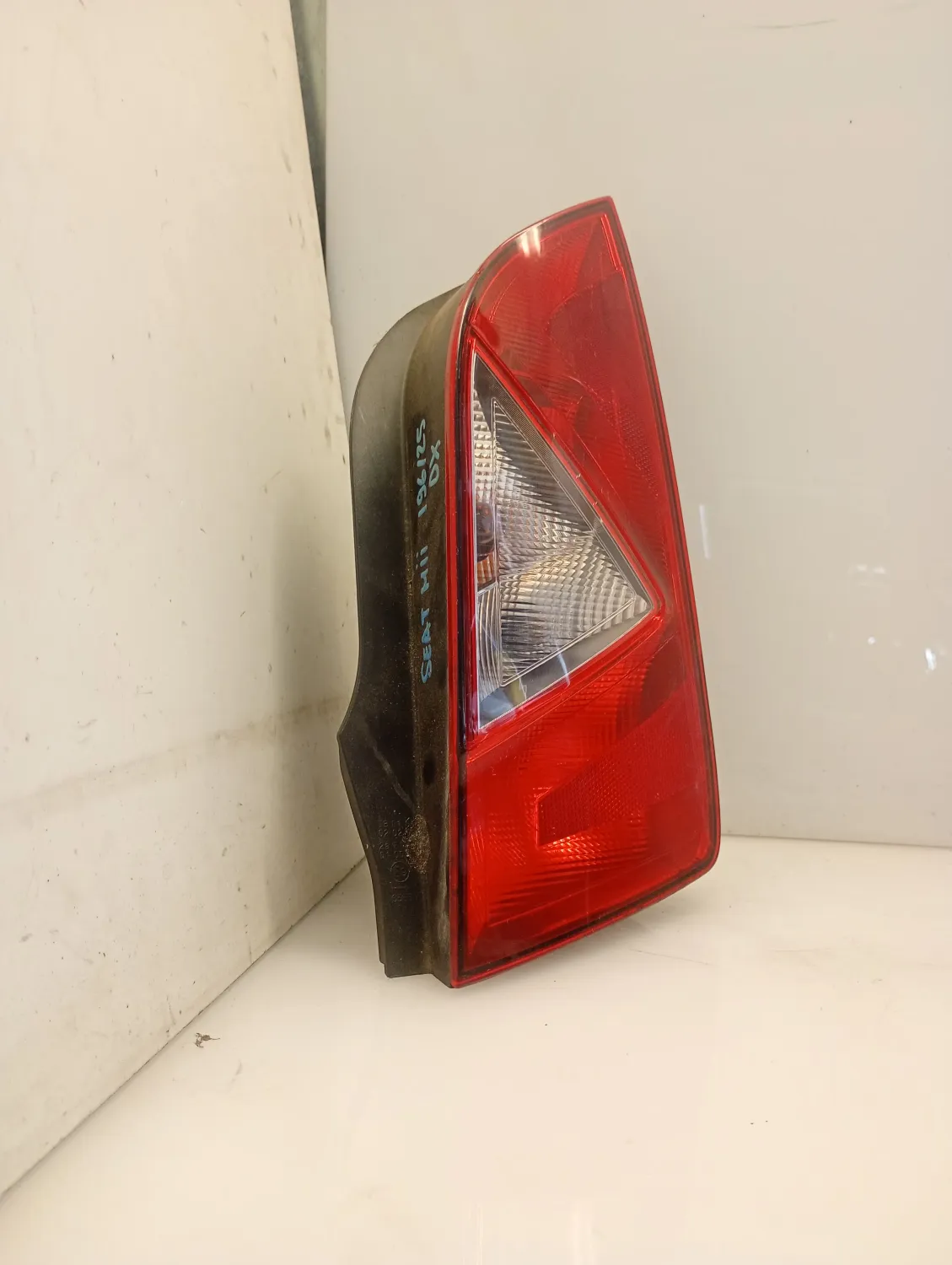 Faro posteriore destra Seat Mii 2012 1.0 55 KW benzina 1SL945096K CHY