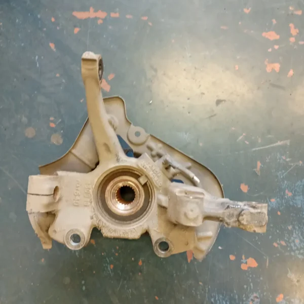Mozzo anteriore sinistra Lancia Ypsilon (2015 – 2019) 1.2 51 KW benzina 51785516 169A4000