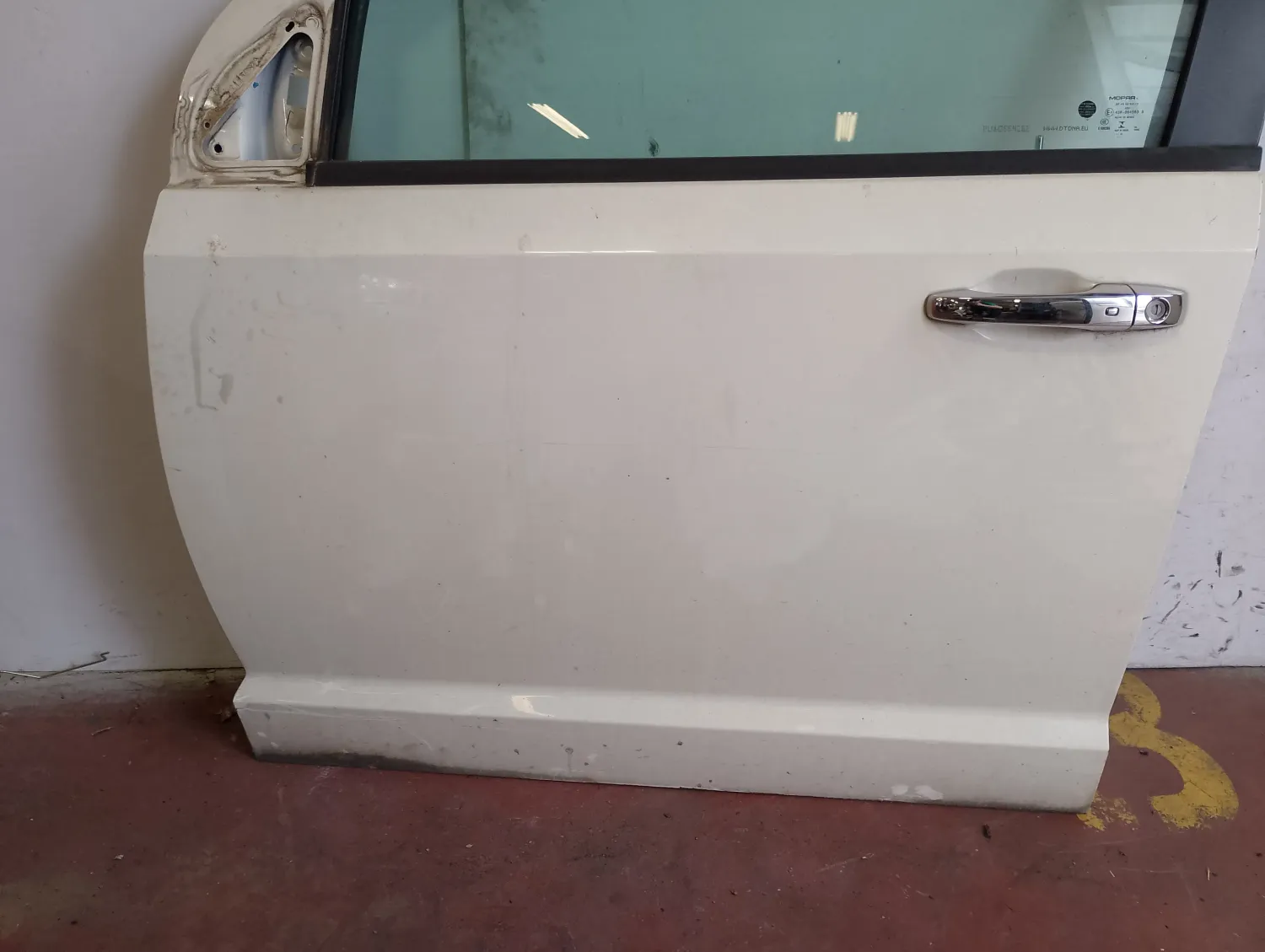 Porta anteriore sinistra Fiat Freemont (2011 – oggi) 2.0 125 KW diesel K68067471AI 939B5000