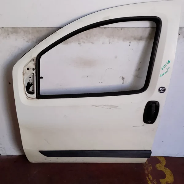 Porta anteriore sinistra Fiat Fiorino (2007 – 2016) 1.3 55 KW diesel 1395026080 199A9000
