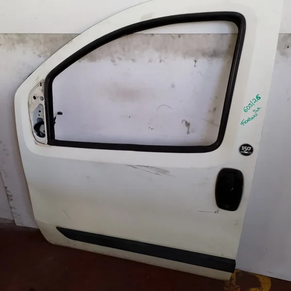 Porta anteriore sinistra Fiat Fiorino (2007 – 2016) 1.3 55 KW diesel 1395026080 199A9000