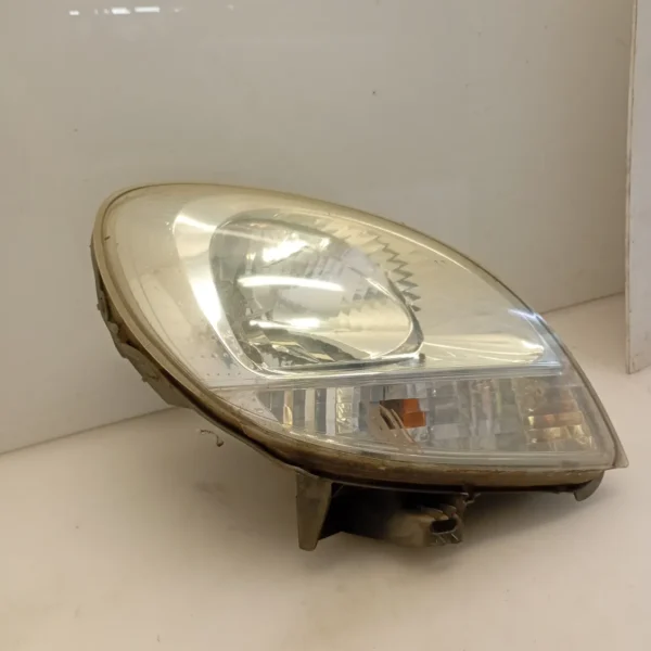 Faro ant. destra Renault Kangoo (2003 – 2009) 1.5 50 KW diesel 260104911R K9KV7
