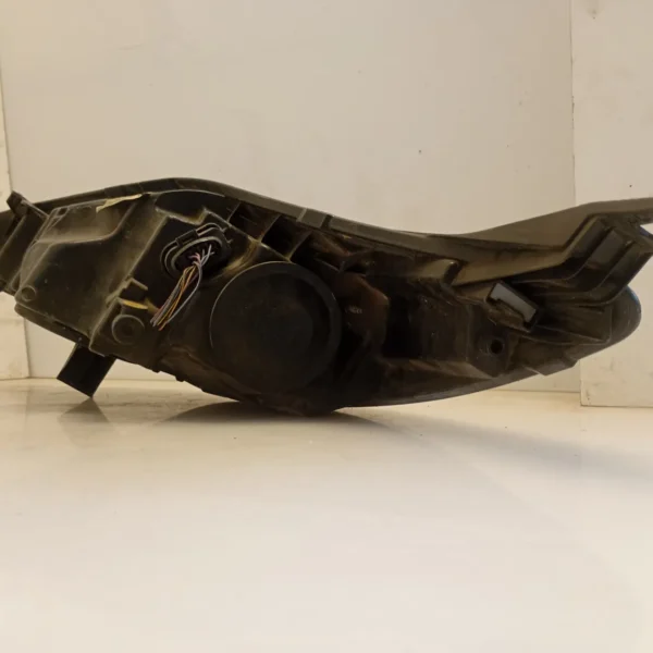 Faro ant. destra Ford Fiesta (2008 – 2013) 1.2 60 KW benzina 1740029 SNJB