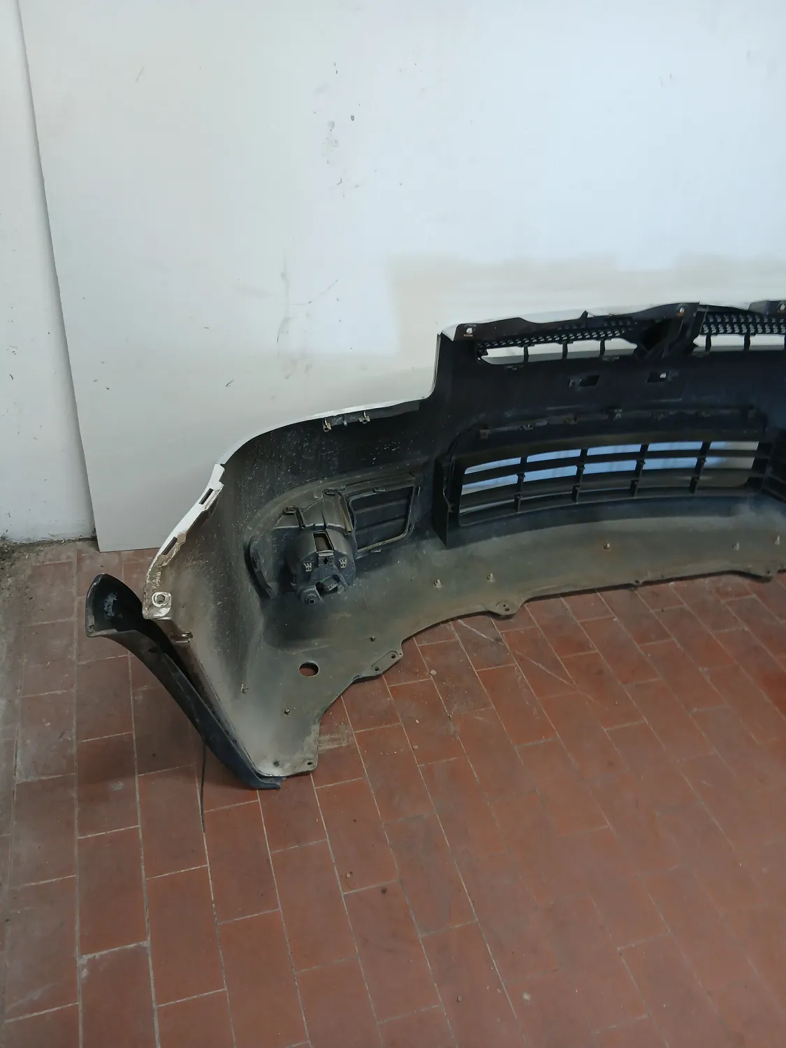 Paraurti anteriore Suzuki Sx4 4×4 (2006 – 2015) 1.6 79 KW benzina 7171179J00799 M16A